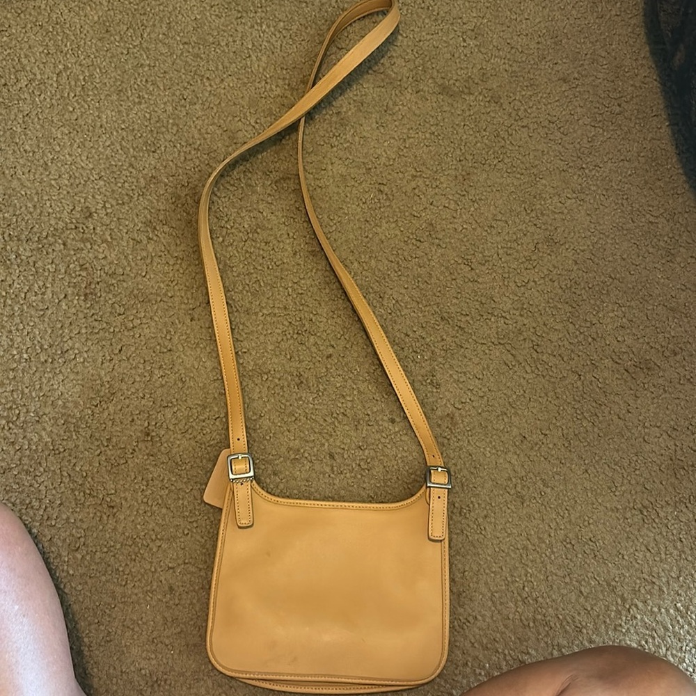 Authentic Coach small messenger flap crosssbody bag